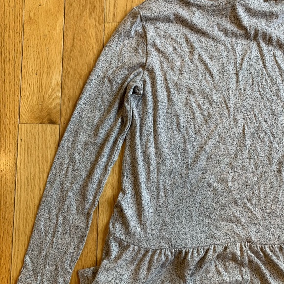 Jane and Delancey super soft hooded top. Small - Picture 8 of 13